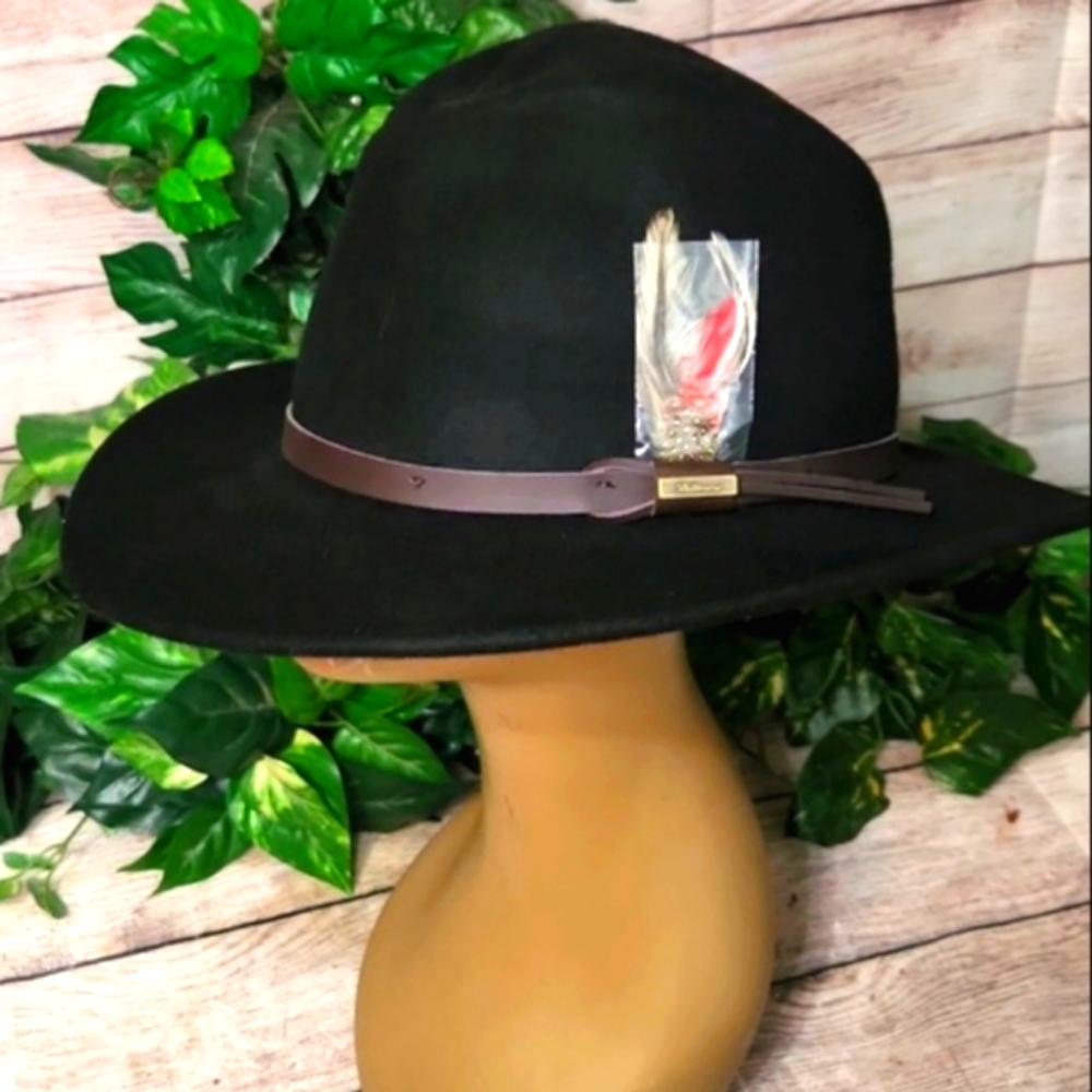 Biltmore Wool 1917 Outback Hat W/Feathers NWOT/ Large Circumference Approx "22